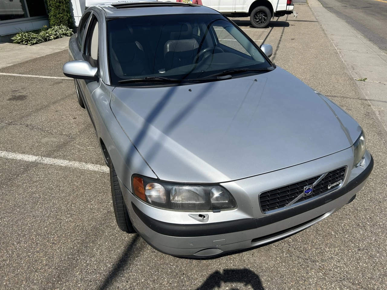 2003 Volvo S60 2.4T A SR 4dr Sdn Turbo Auto Image principale