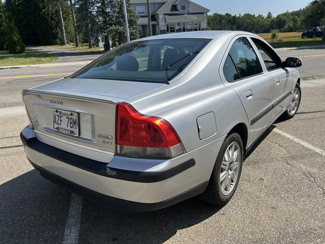 2003 Volvo S60 2.4T A SR 4dr Sdn Turbo Auto Image principale