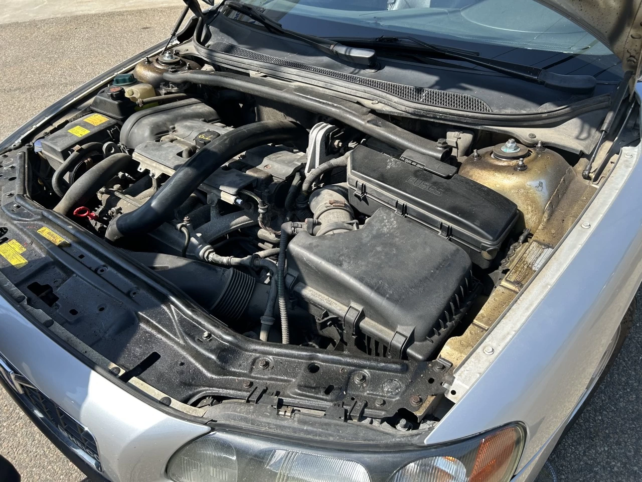 2003 Volvo S60 2.4T A SR 4dr Sdn Turbo Auto Image principale
