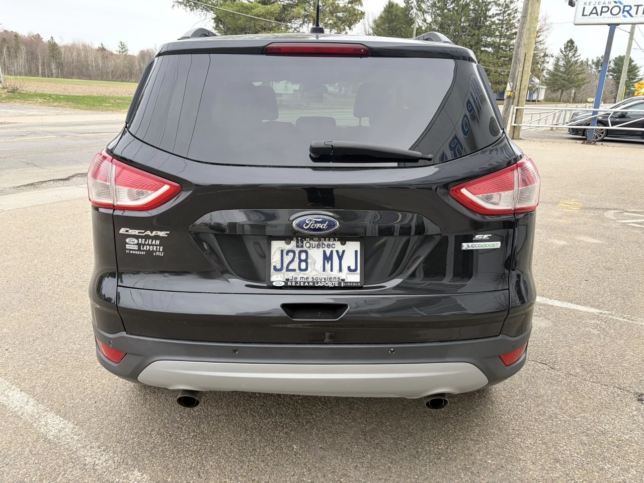 2014 Ford Escape SE FWD ECOBOOST TURBO http://www.st-norbertford.com/resize/b990ff35b810a3abc0cc817b2ca24889-1