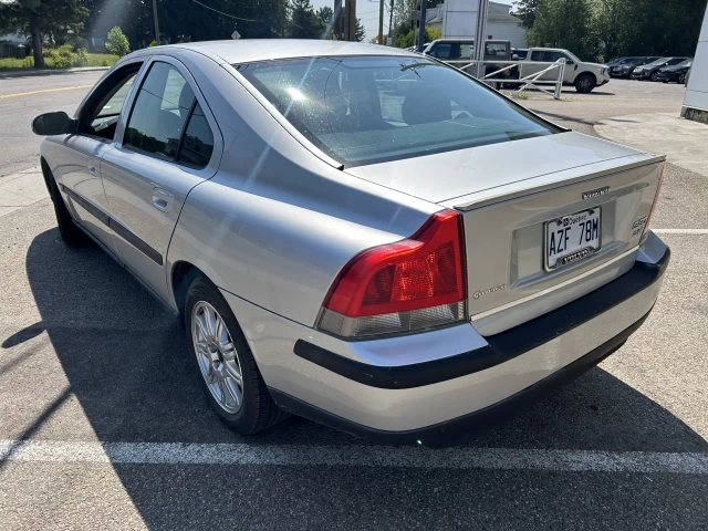 Volvo S60 2.4T A SR 4dr Sdn Turbo Auto 2003
