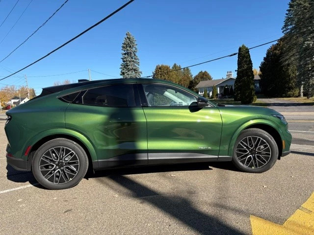 Ford Mustang Mach-E PREMIUM AWD 2026