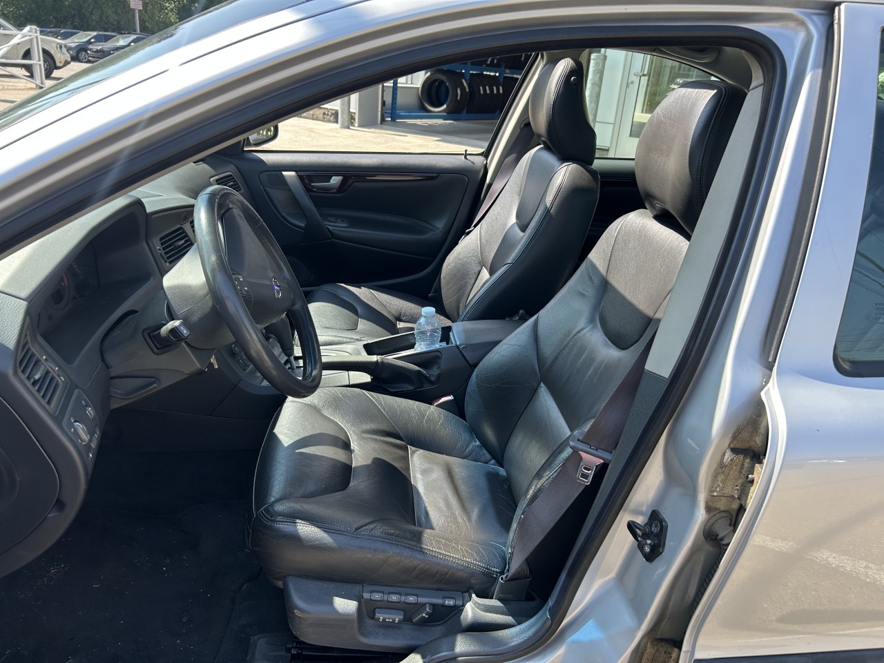 2003 Volvo S60 2.4T A SR 4dr Sdn Turbo Auto Main Image