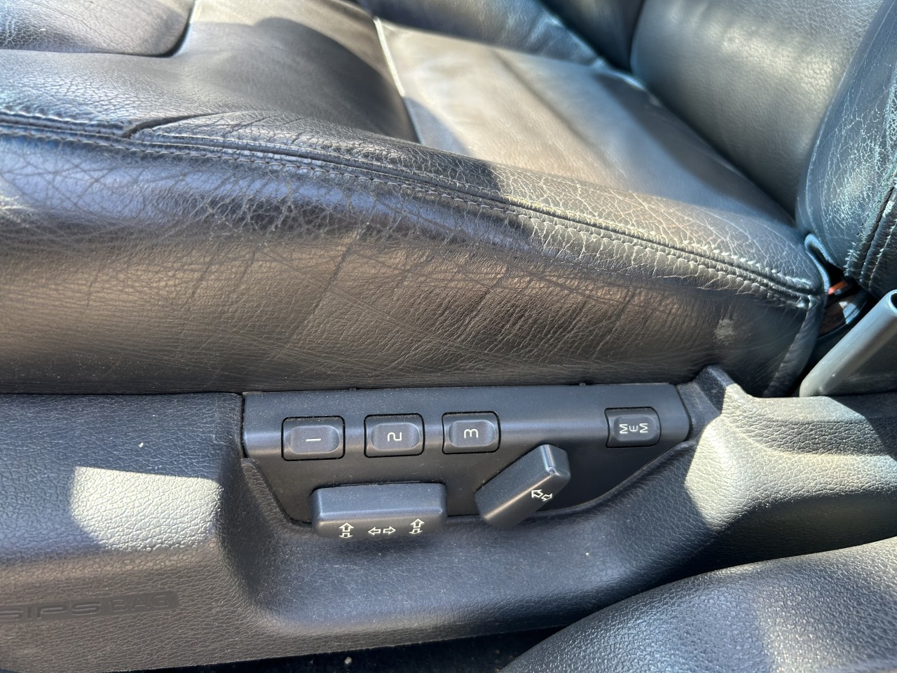 2003 Volvo S60 2.4T A SR 4dr Sdn Turbo Auto Main Image