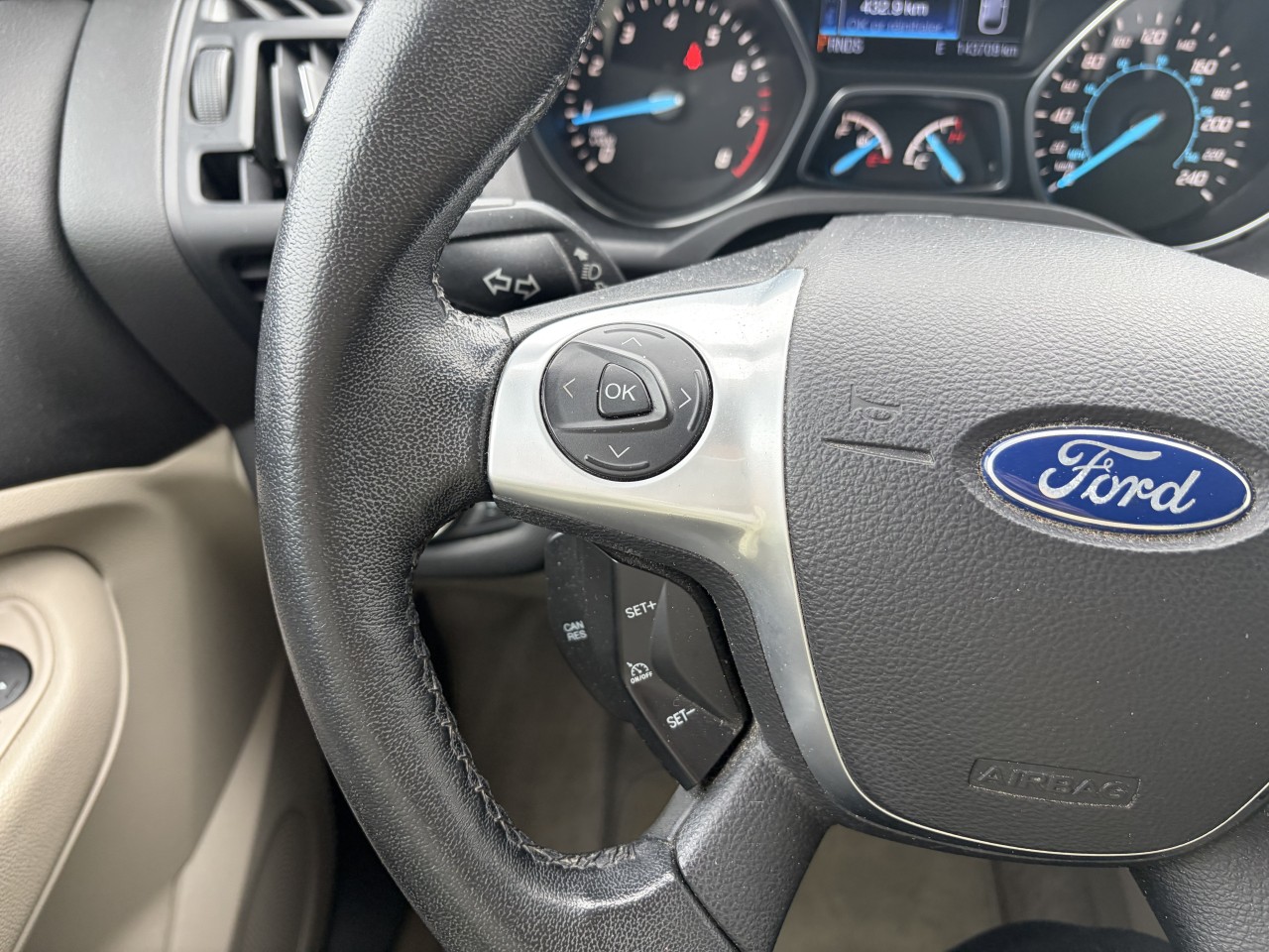 2014 Ford Escape SE FWD ECOBOOST TURBO Main Image