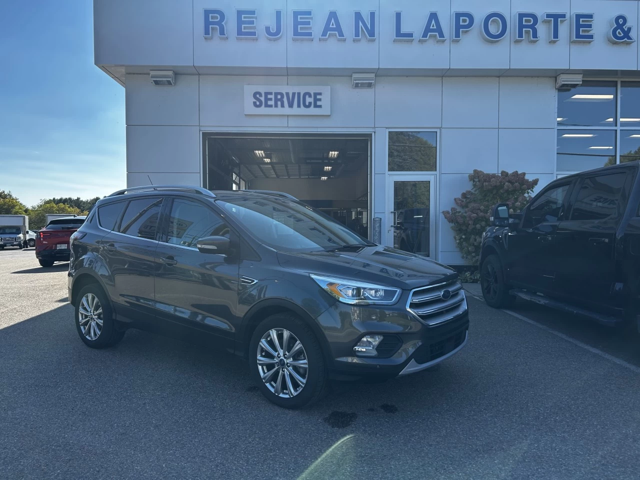 2018 Ford Escape Titanium Image principale