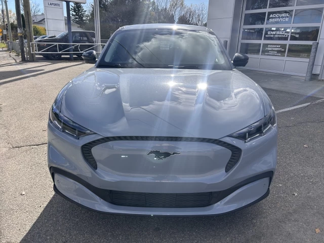 Ford Mustang Mach-E SELECT AWD 2025