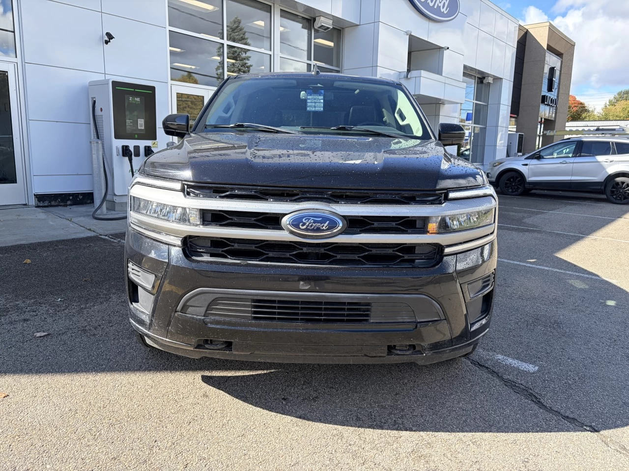 2023 Ford Expedition XLT TOIT OUVRANT 4X4 V6 3.5L ECOBOOST 202A https://www.st-norbertford.com/resize/b990ff35b810a3abc0cc817b2ca24889-1