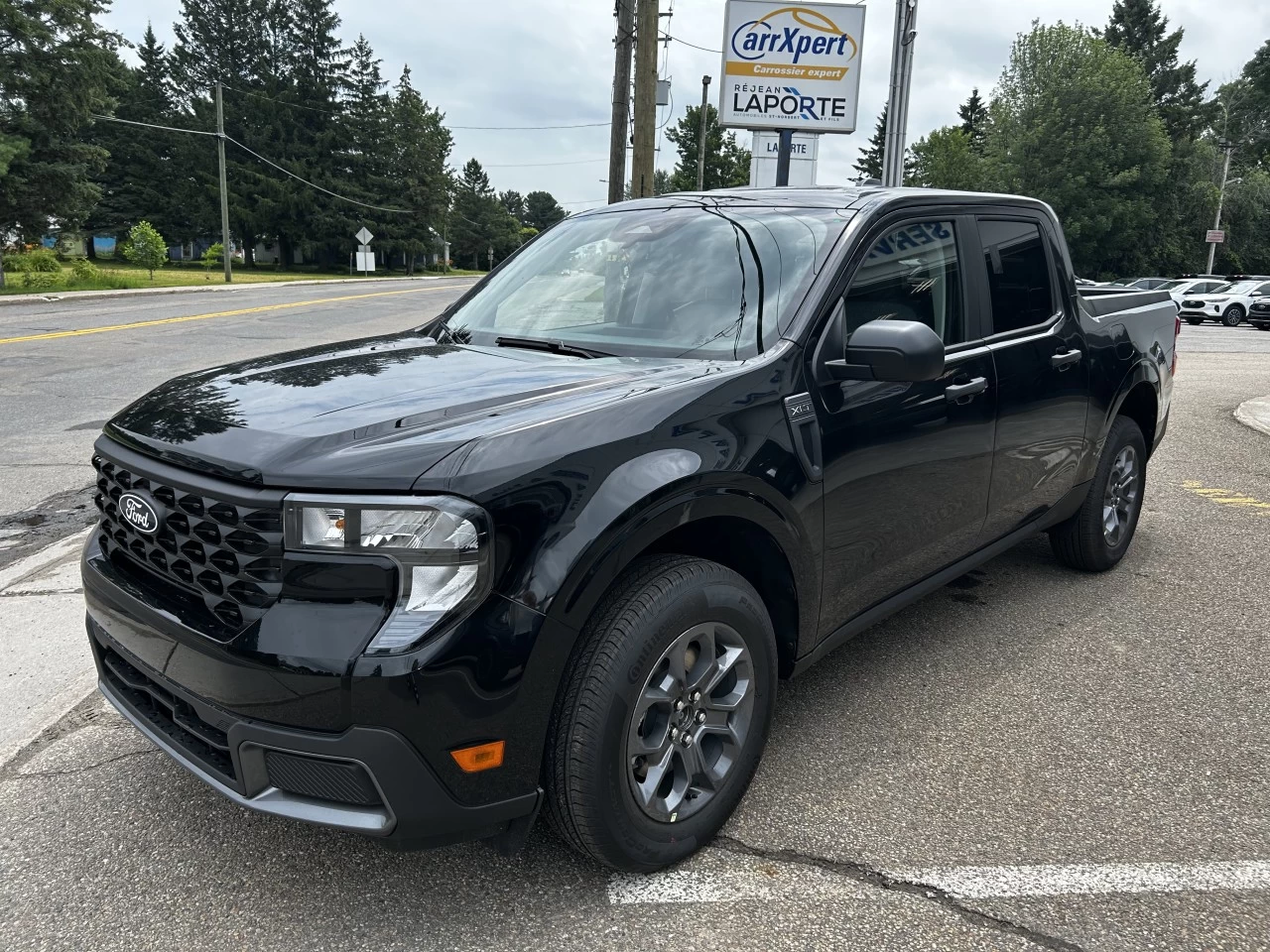 2025 Ford Maverick XLT Main Image