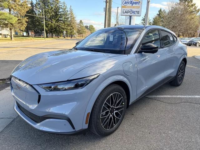 Ford Mustang Mach-E PREMIUM AWD 2025