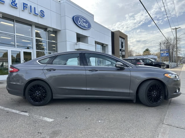 Ford Fusion SE 2013
