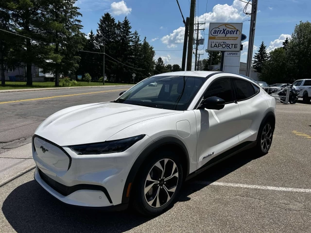 Ford Mustang Mach-E Select AWD 2024
