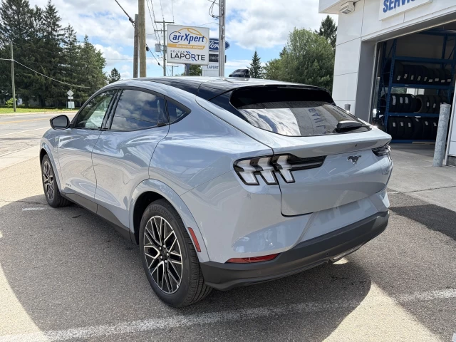 Ford Mustang Mach-E PREMIUM 2026