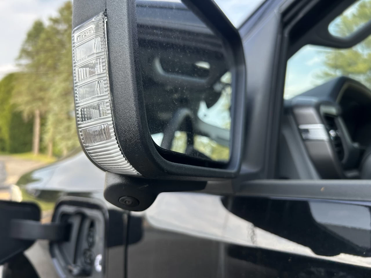 2025 Ford F-150 Lightning XLT https://www.st-norbertford.com/resize/b990ff35b810a3abc0cc817b2ca24889-1