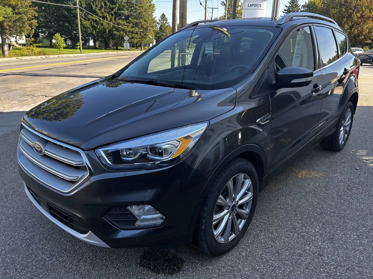 2018 Ford Escape Titanium Image principale