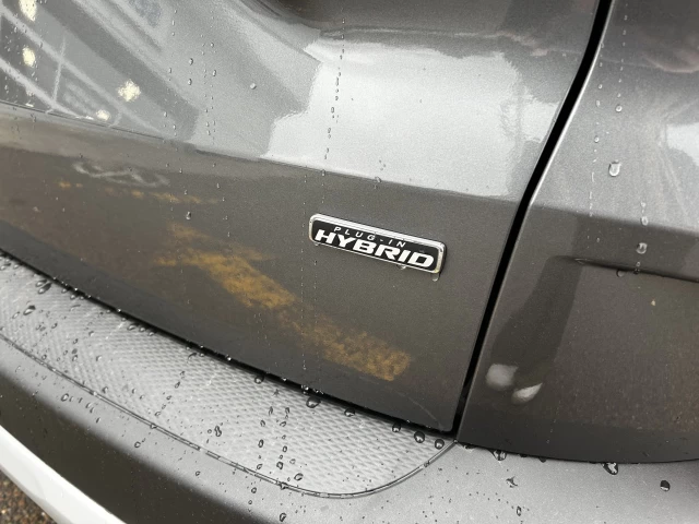 Ford Escape PHEV 2026