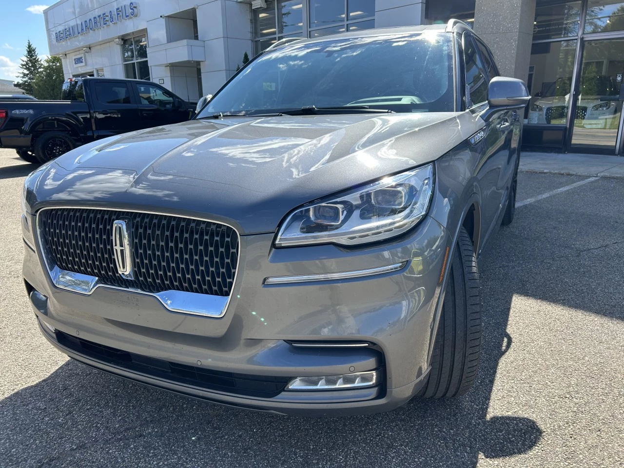 2021 Lincoln Aviator Reserve Main Image