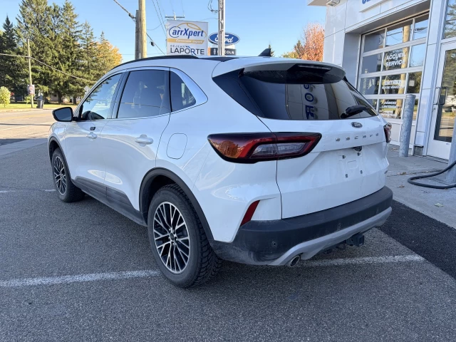 Ford Escape PHEV 2025