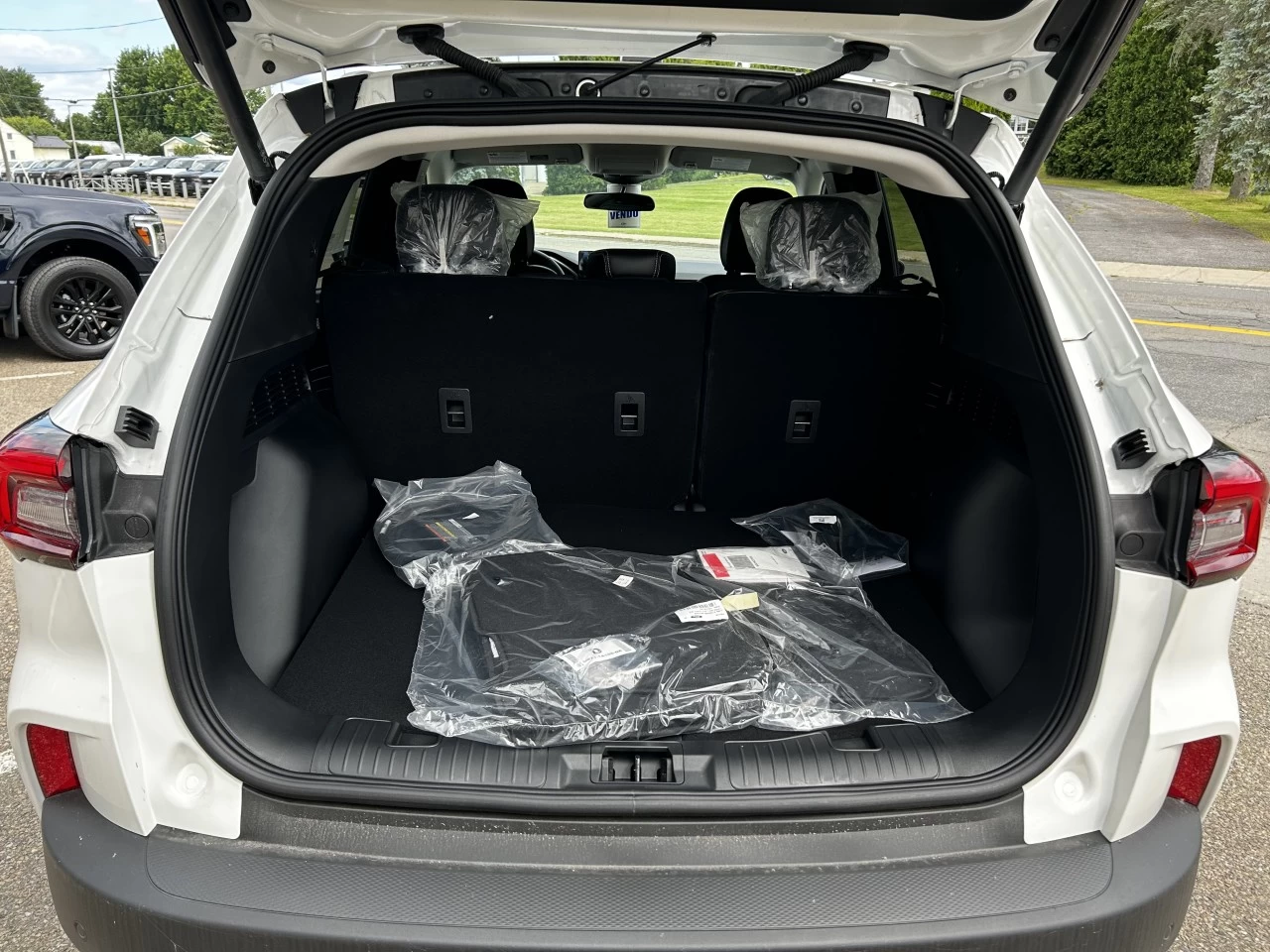 2025 Ford Escape PHEV Main Image