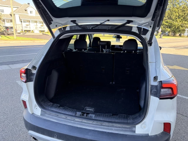 Ford Escape PHEV 2025