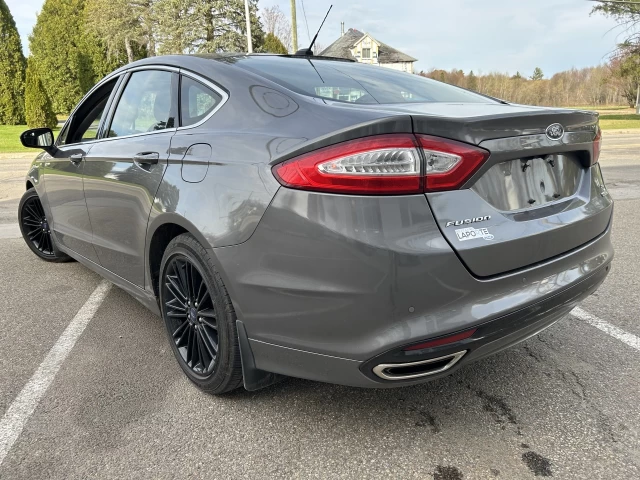 Ford Fusion SE 2013