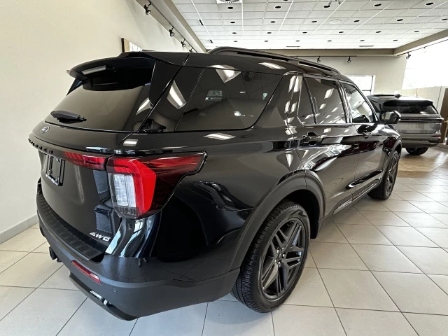 Ford Explorer ST-Line 2025