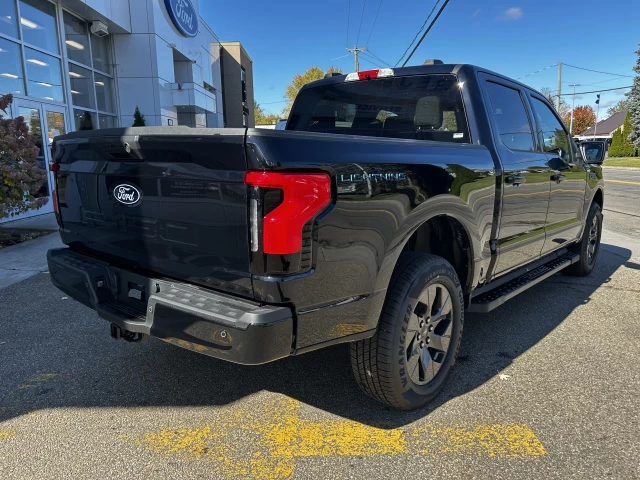 Ford F-150 Lightning FLASH 2025