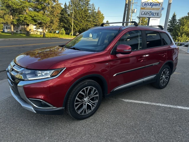 Mitsubishi Outlander SE 2016