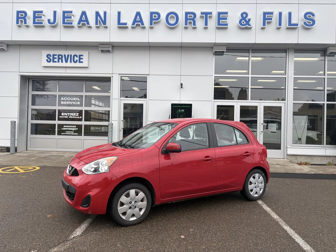 2015 Nissan Micra SV https://www.st-norbertford.com/resize/b990ff35b810a3abc0cc817b2ca24889-1