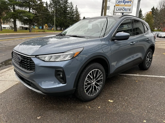 Ford Escape PHEV 2026