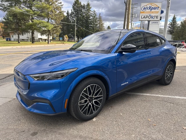 Ford Mustang Mach-E PREMIUM AWD 2025