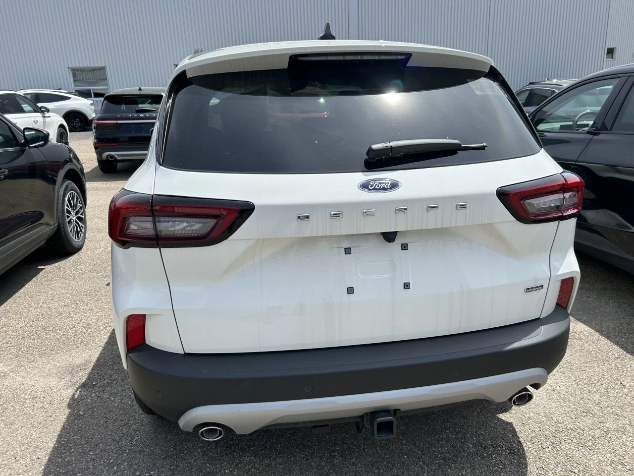 2025 Ford Escape PHEV https://www.st-norbertford.com/resize/b990ff35b810a3abc0cc817b2ca24889-1