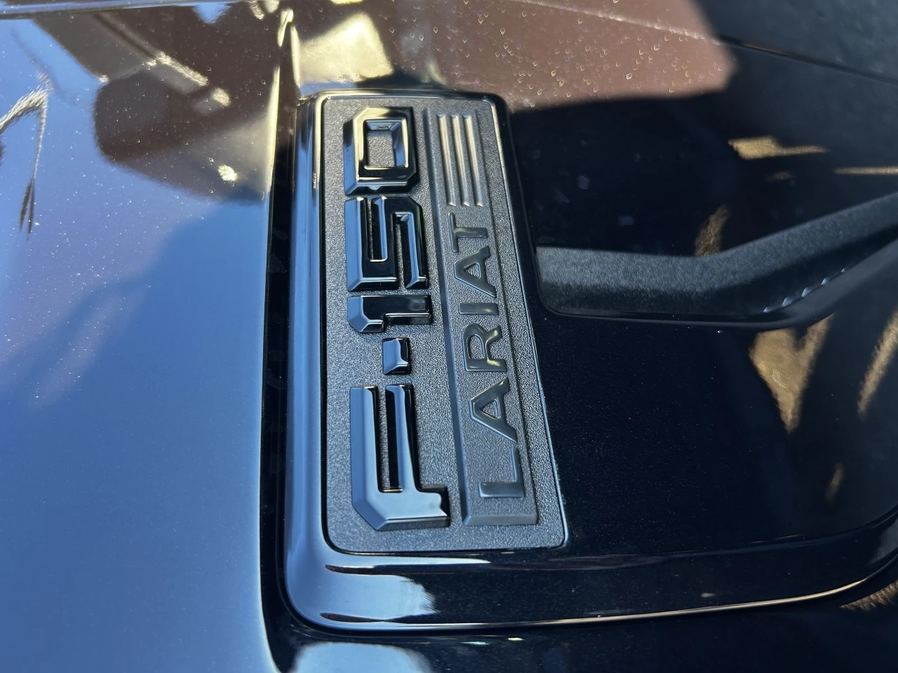 2025 Ford F-150 LARIAT Image principale