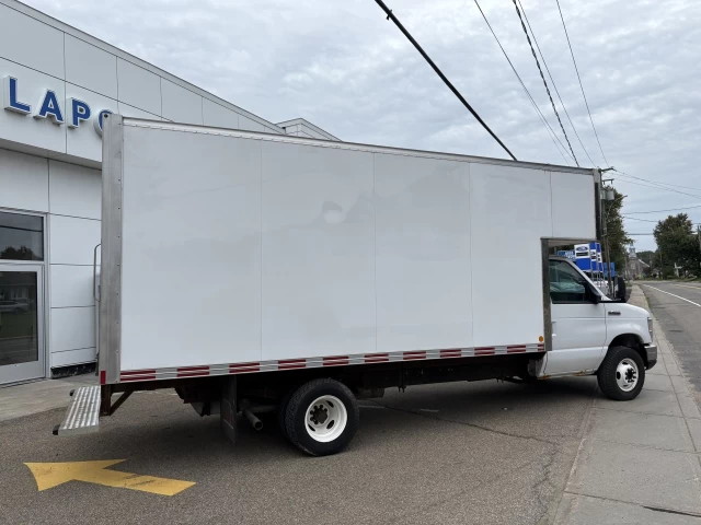 Ford E-450 Super Duty E-450 CUBE 16 PIEDS 2017