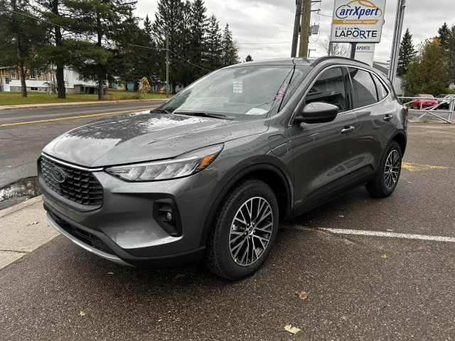 Ford Escape PHEV 2026