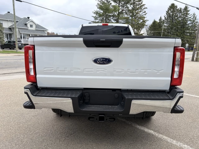Ford Super Duty F-250 SRW XLT 2026