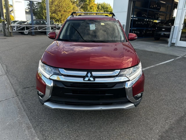 Mitsubishi Outlander SE 2016