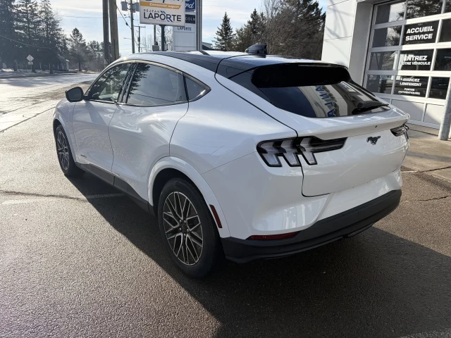 Ford Mustang Mach-E PREMIUM 2025