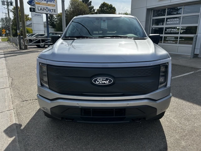 Ford F-150 Lightning FLASH 2025