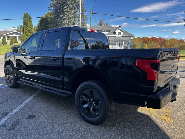 Ford F-150 Lightning FLASH 2025