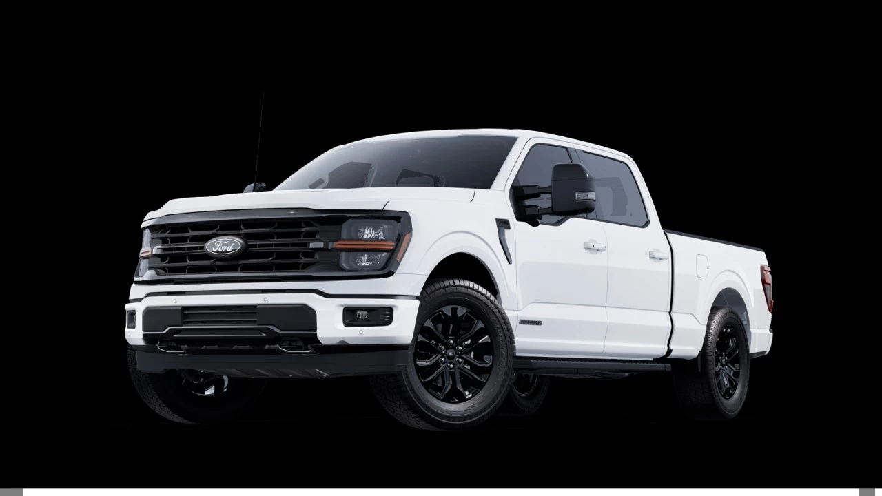2025 Ford F-150 XLT Main Image