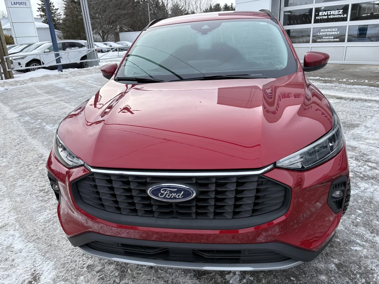 2023 Ford Escape PHEV https://www.st-norbertford.com/resize/b990ff35b810a3abc0cc817b2ca24889-1