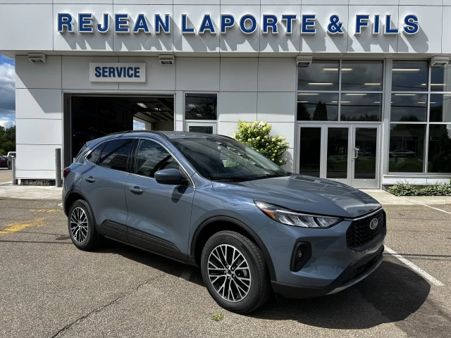 Ford Escape PHEV 2025