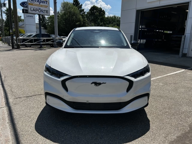 Ford Mustang Mach-E SELECT AWD 2024