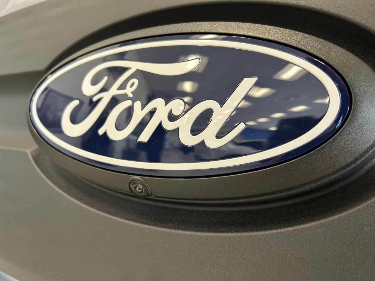 2024 Ford F-150 Lightning XLT https://www.st-norbertford.com/resize/b990ff35b810a3abc0cc817b2ca24889-1