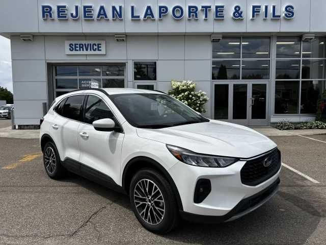 Ford Escape PHEV 2025