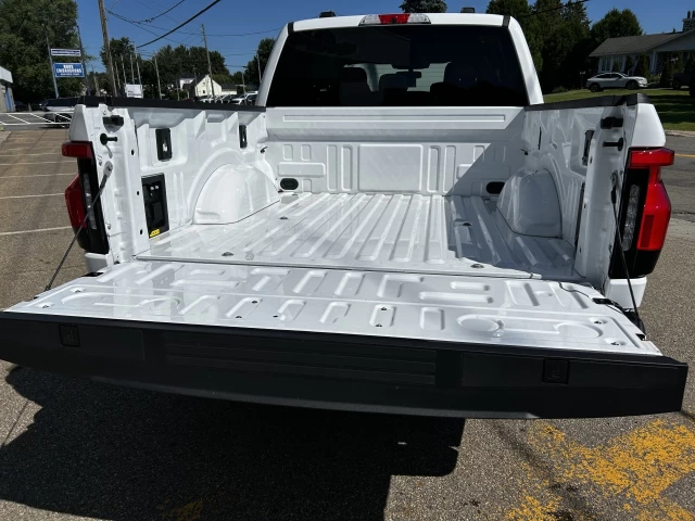 Ford F-150 Lightning XLT 2024