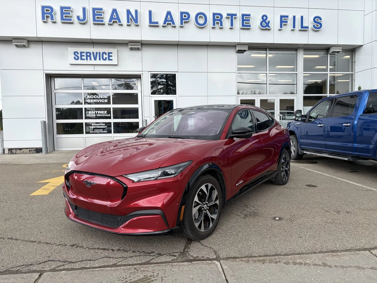 2022 Ford Mustang Mach-E PREMIUM LONG RANGE BATTERY TOIT PANORAMIQUE https://www.st-norbertford.com/resize/b990ff35b810a3abc0cc817b2ca24889-1