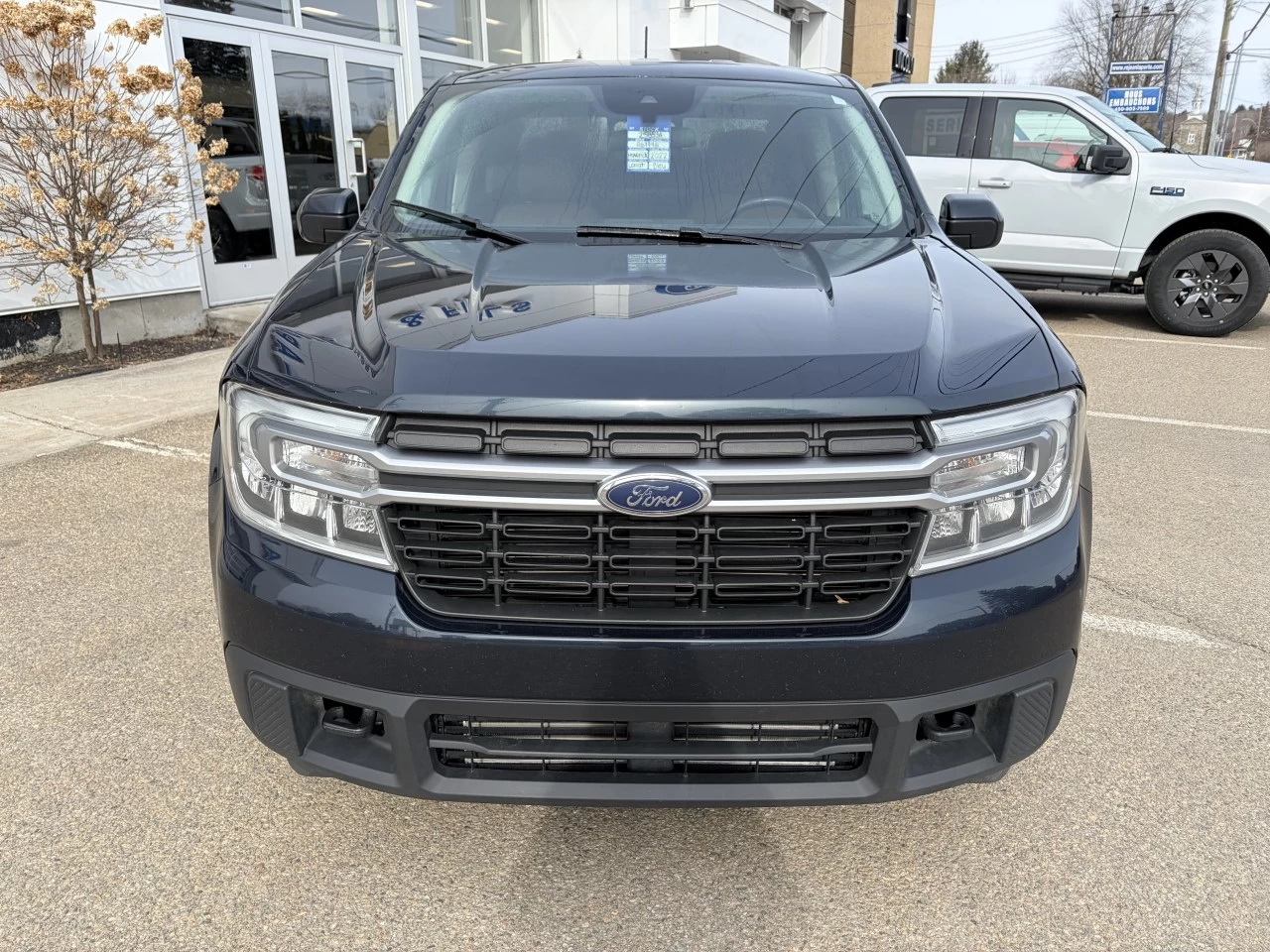 2022 Ford Maverick LARIAT https://www.st-norbertford.com/resize/b990ff35b810a3abc0cc817b2ca24889-1