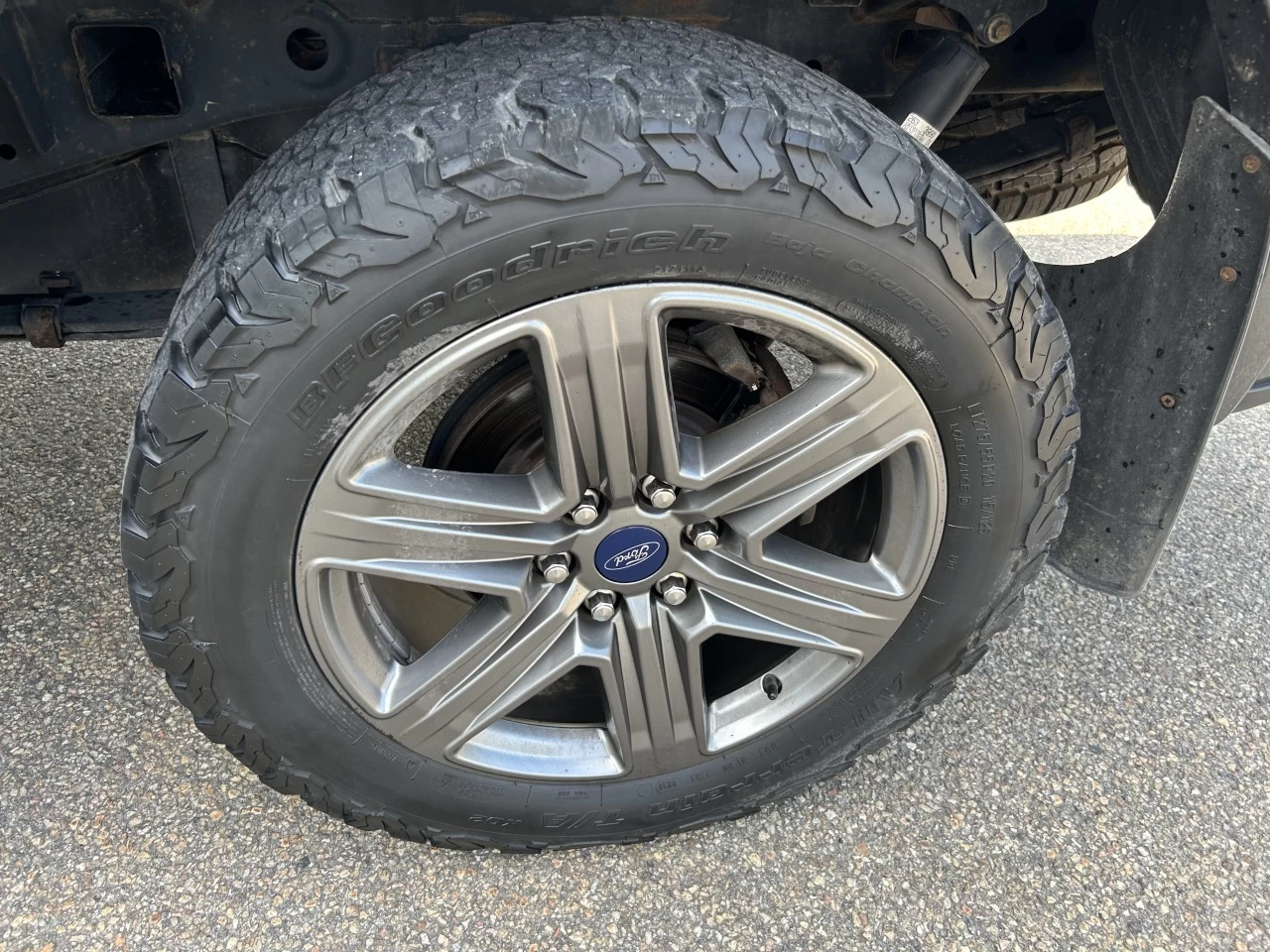 2020 Ford F-150 LARIAT Image principale